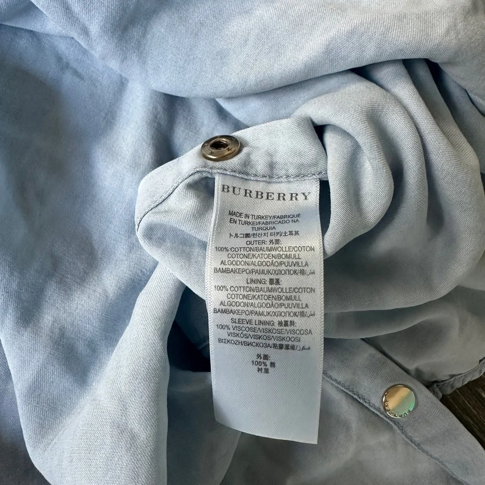 Burberry button down shirt - Picture 3 of 3